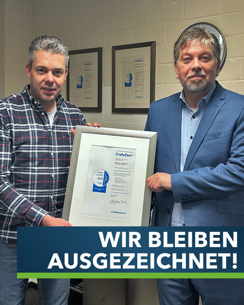 Übergabe CrefoZert-Zertifizierung durch CrefoZert Leer an Hansa Polytechnik GmbH, hier stellvertretend der Mitarbeiter Andree Balzen.